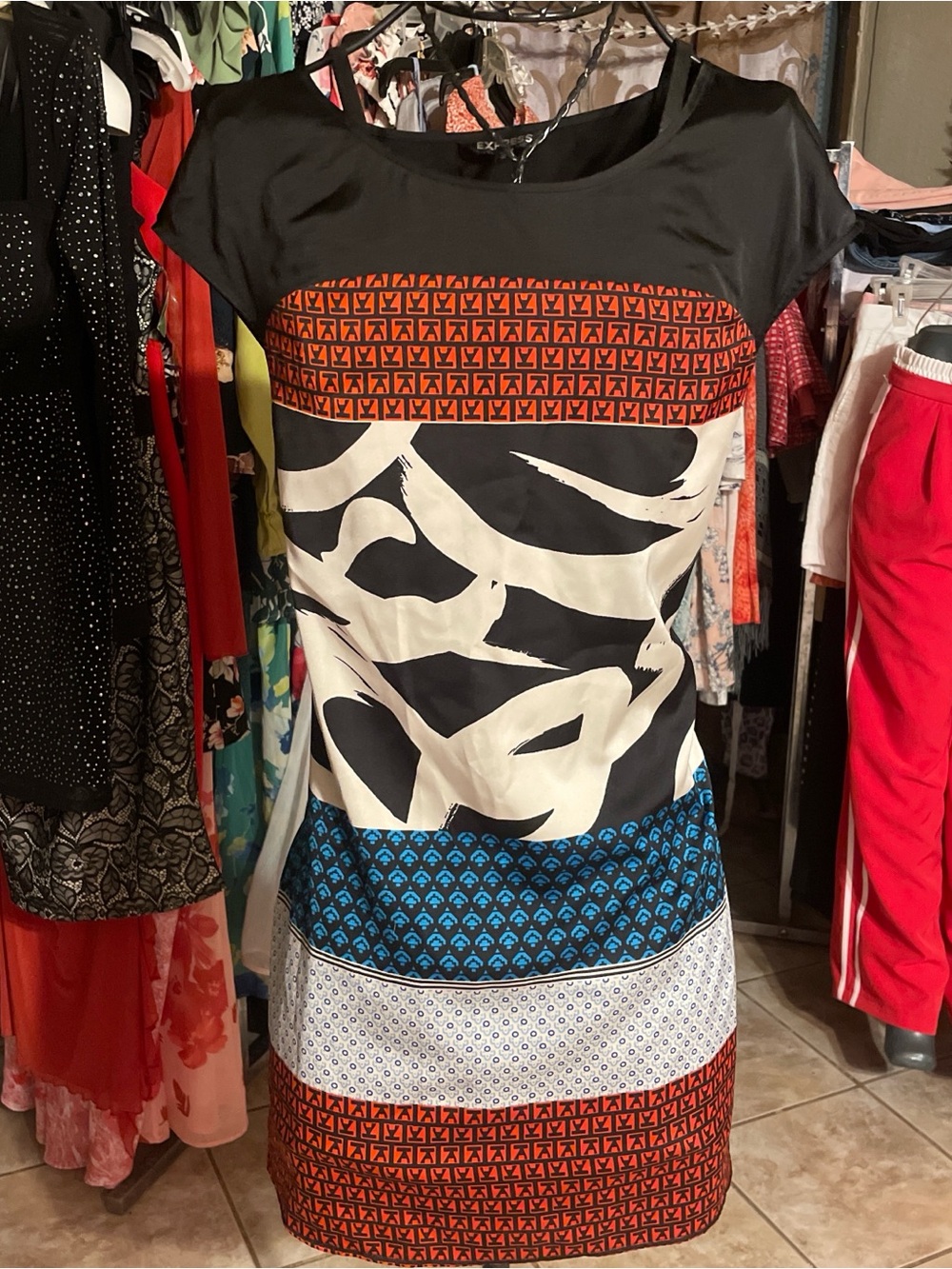 Express Mixed-Print Short Sleeve Tunic Dress - Black, White, Red, Blue